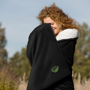 sovereignarm.com Black Swift Harvest Premium sherpa blanket