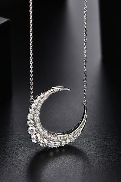 Trendsi Silver / One Size 1.8 Carat Moissanite Crescent Moon Shape Pendant Necklace