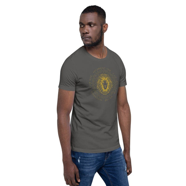 sovereignarm.com Zodiac Leo, I am | Gold Print Short-Sleeve Unisex T-Shirt