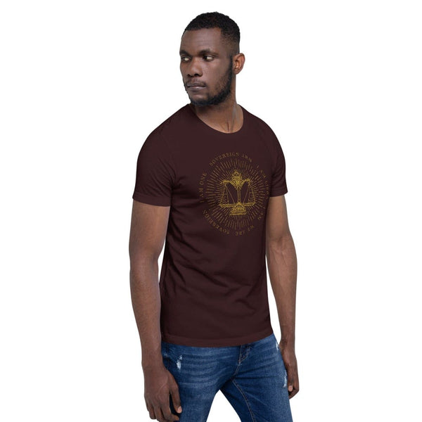 sovereignarm.com Zodiac Libra, I am | Gold Print Short-Sleeve Unisex T-Shirt