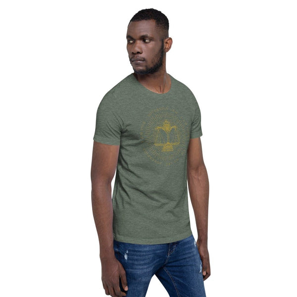 sovereignarm.com Zodiac Libra, I am | Gold Print Short-Sleeve Unisex T-Shirt